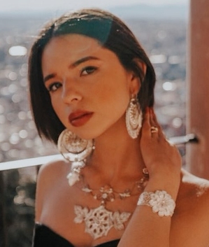 Ángela Aguilar y los vestidos que usó en su primer palenque como solista (Foto: Instagram)