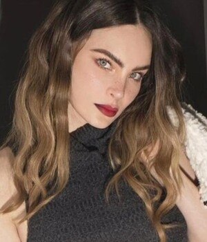 Belinda y el look denim que arrasa en España. (Foto: Instagram).