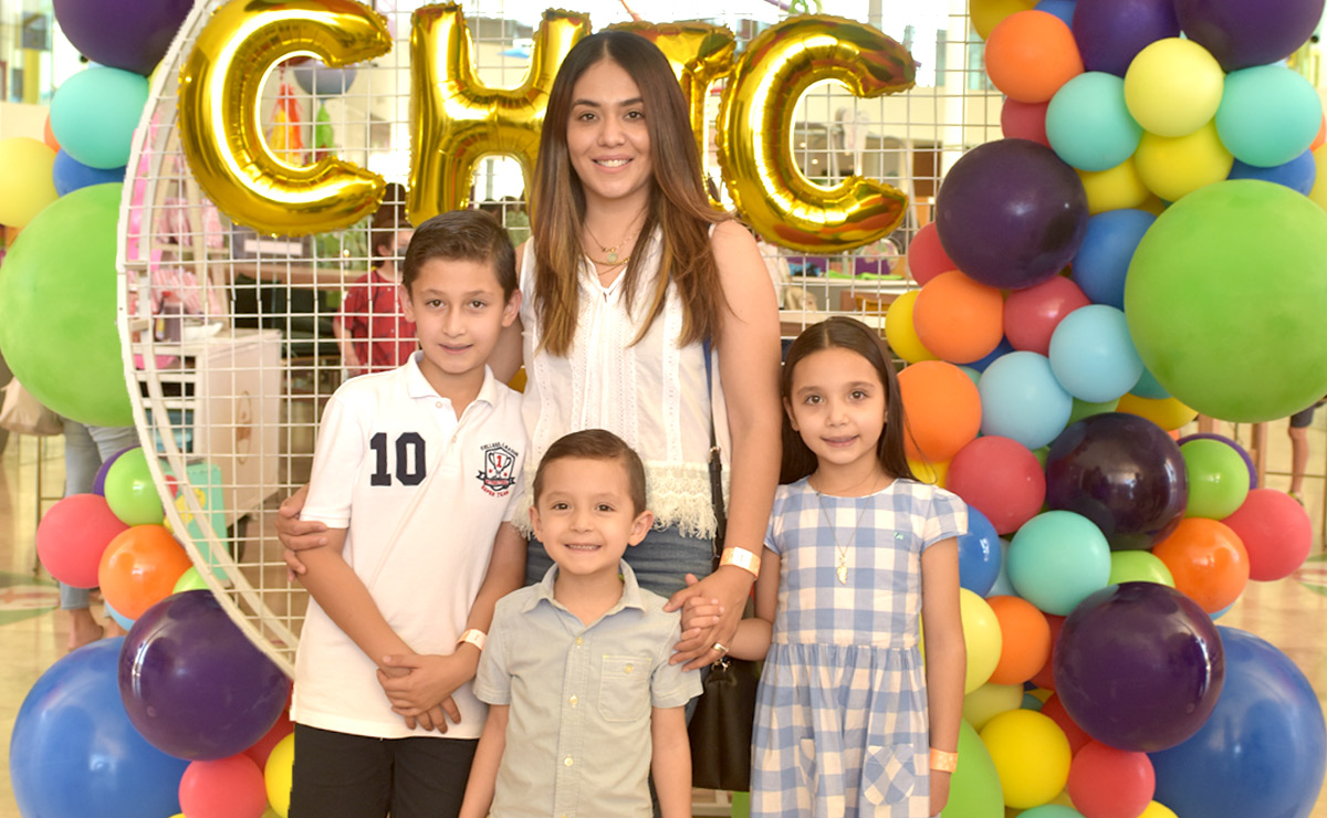 Angélica, Mauricio, Nicolás y Bárbara