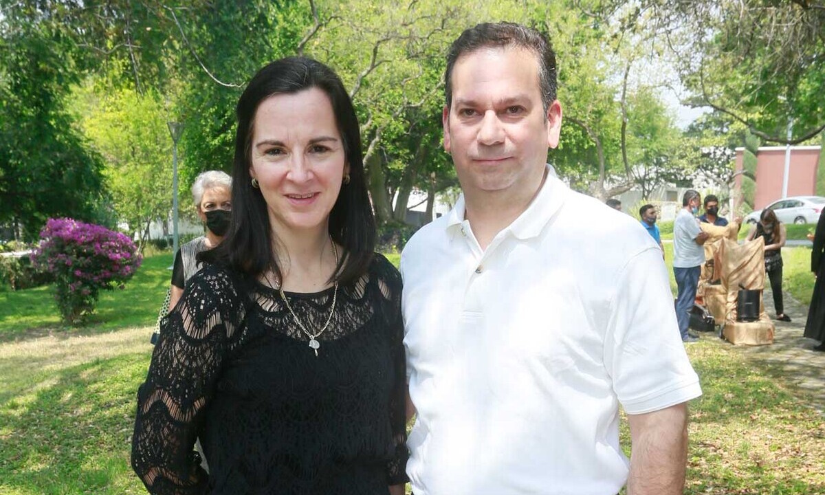 Bárbara Quiroga de García y Adrián García