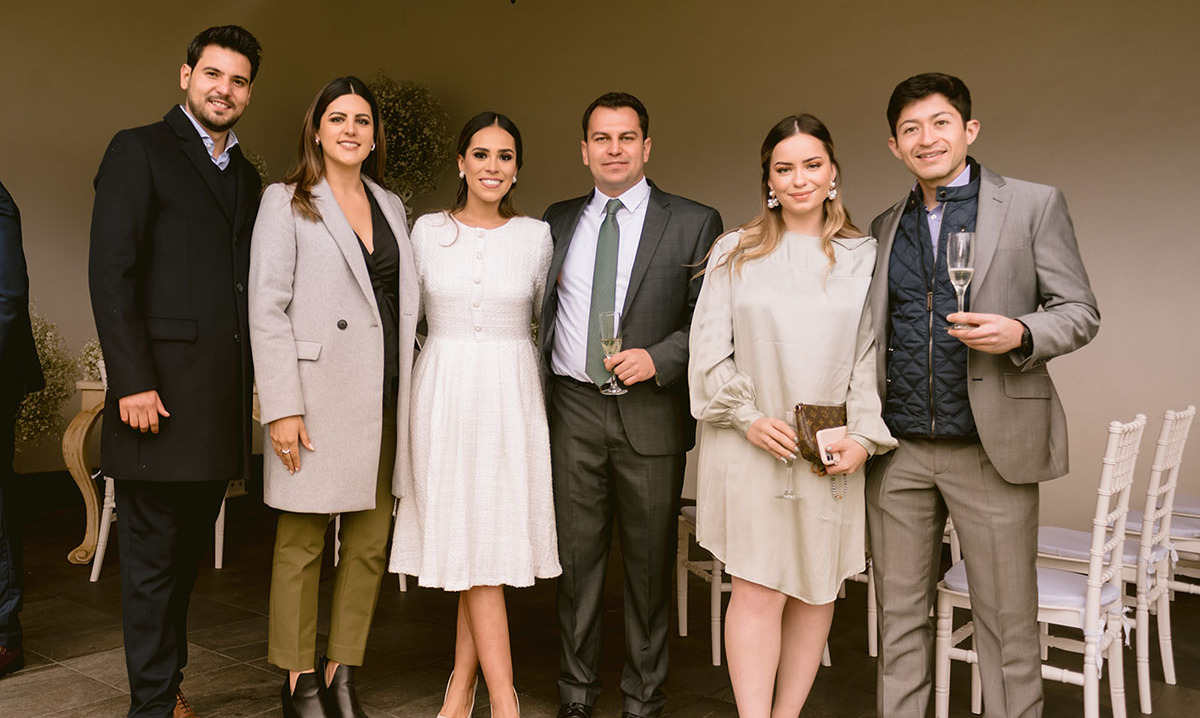 Santiago Fernández, Brenda Peredo, Vero Berrones, Mario Montes de Oca, Nina Lotherington y Justo Soberón
