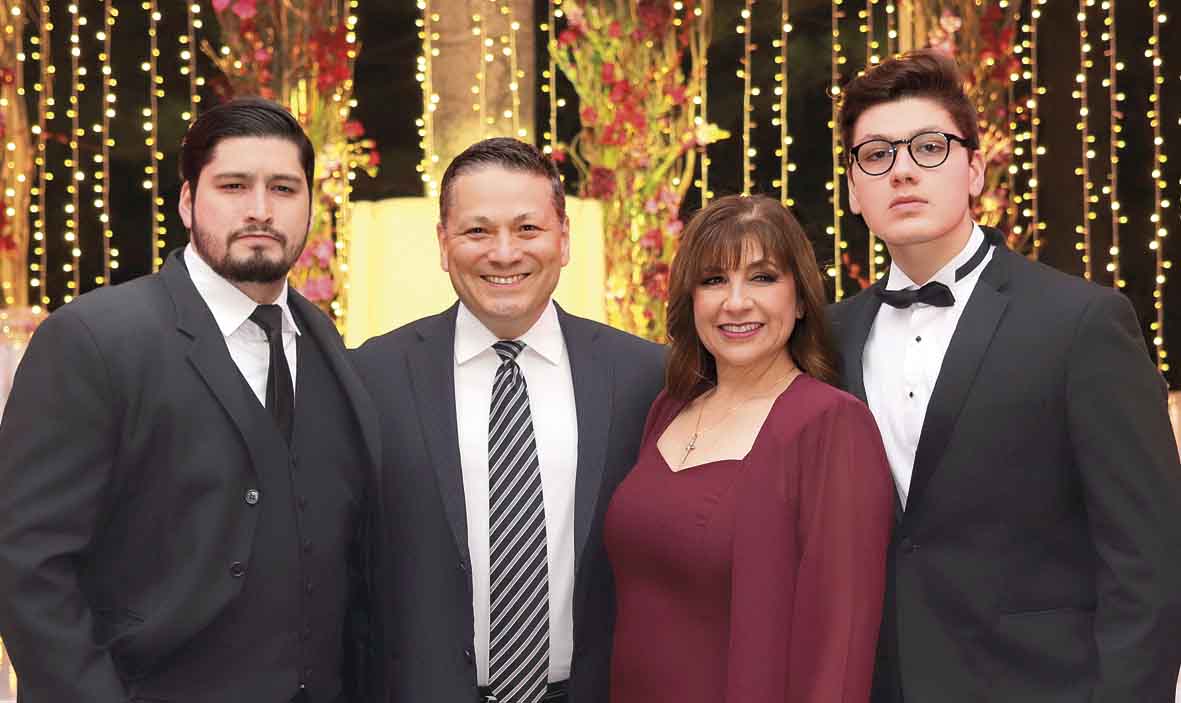 Guillermo Díaz, Antonio Díaz, Gabriela Leal y Toño Díaz / Fotos: Dennis Hernández