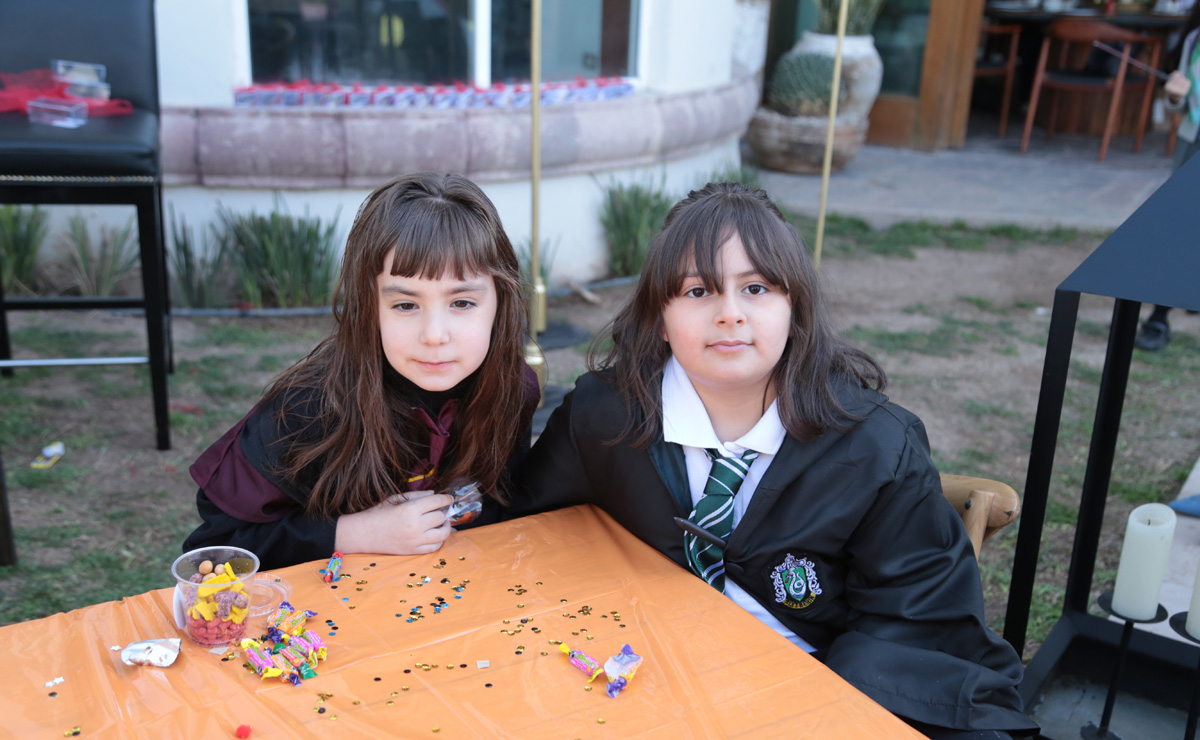 María René y Sara