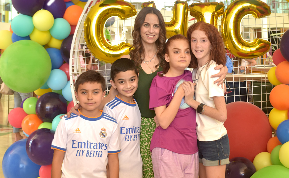 Roberto, Roberto, Sofía, Marian y Sofía