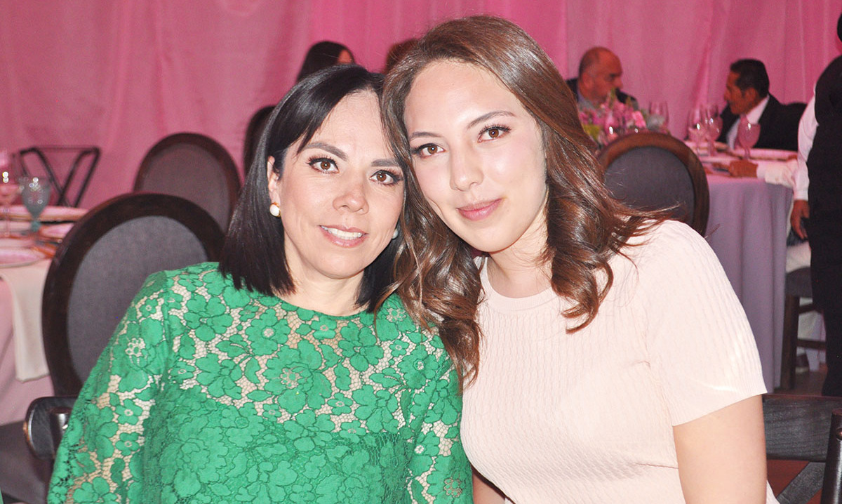Laura Islas y Joana Ludlow