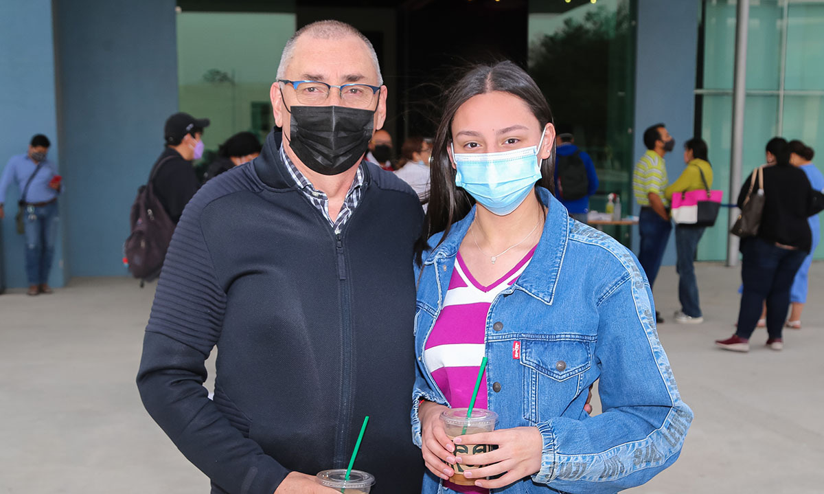 Jorge Gómez y Mariel Gómez