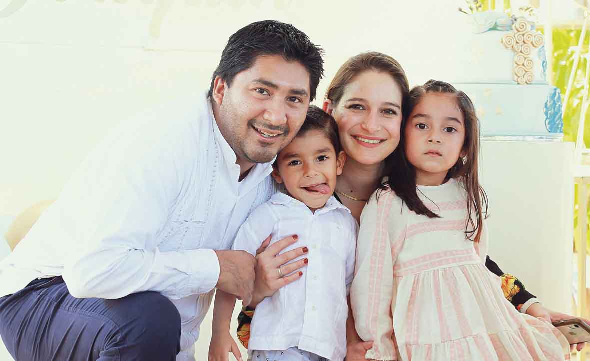 Juan Cervantes, Juan Cervantes, Nazlhe Rojí y Nazlhe Cervantes / Fotos: José Chang