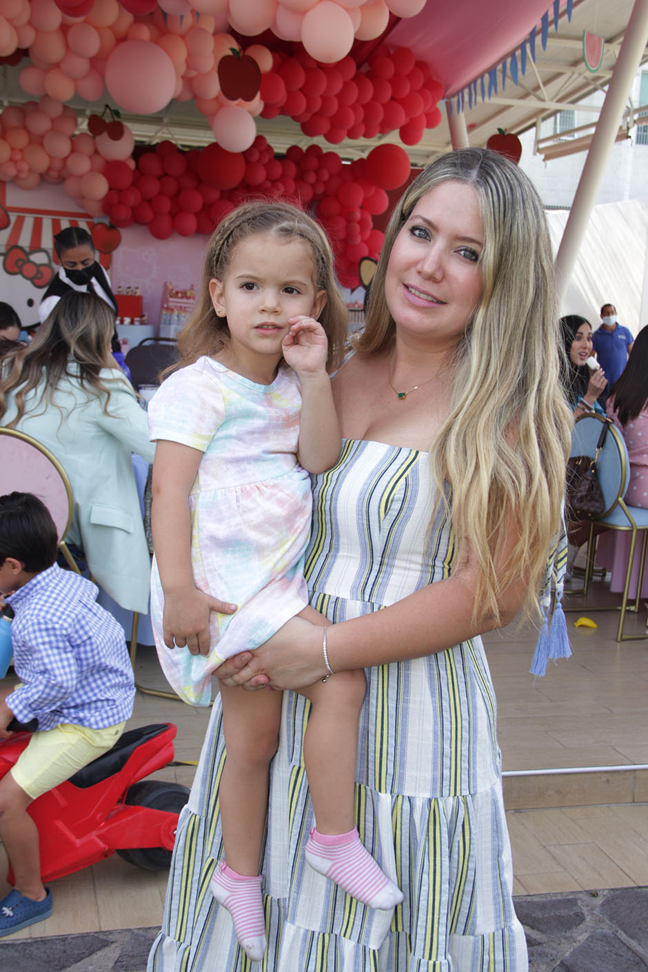 Alexa Carrillo e Ivonne Orendain