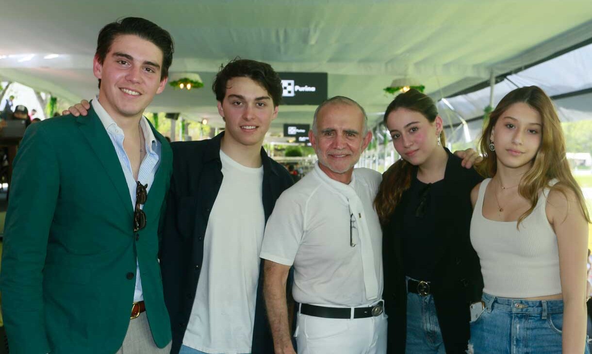 Juan Diego Páez, Adrián Páez, Alfonso Romo, Maca Páez y Carola Páez