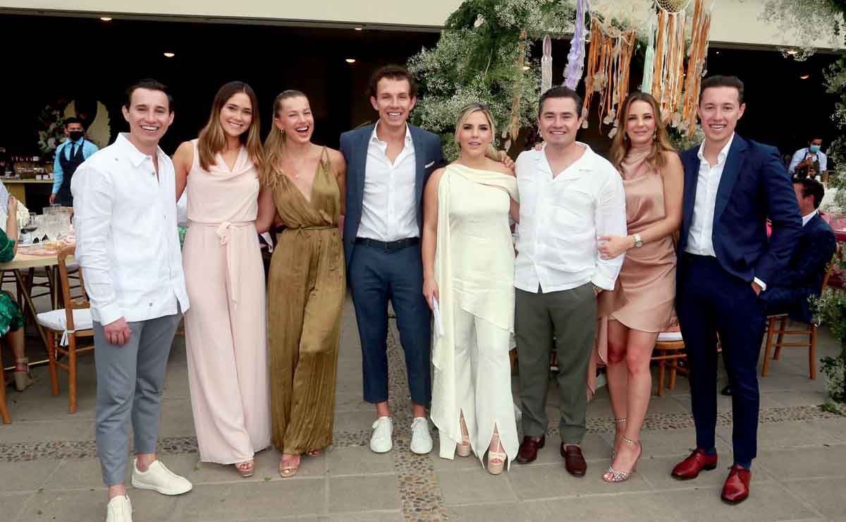 César Altamirano, Andrea Maiz, Lucy, Juan Altamirano, Pau Martínez, Óscar Altamirano, Steph Marcos y Sergio Altamirano / Fotos: Omar Valdez