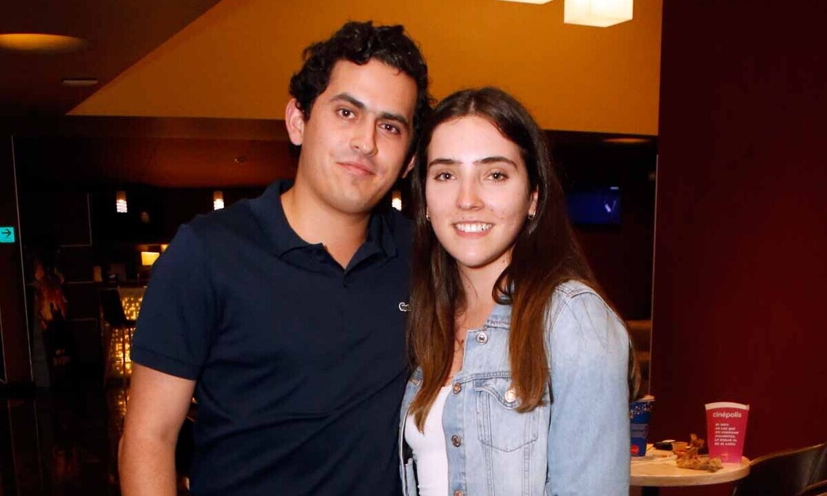 Fernando Villarreal y Paola Kalionchi