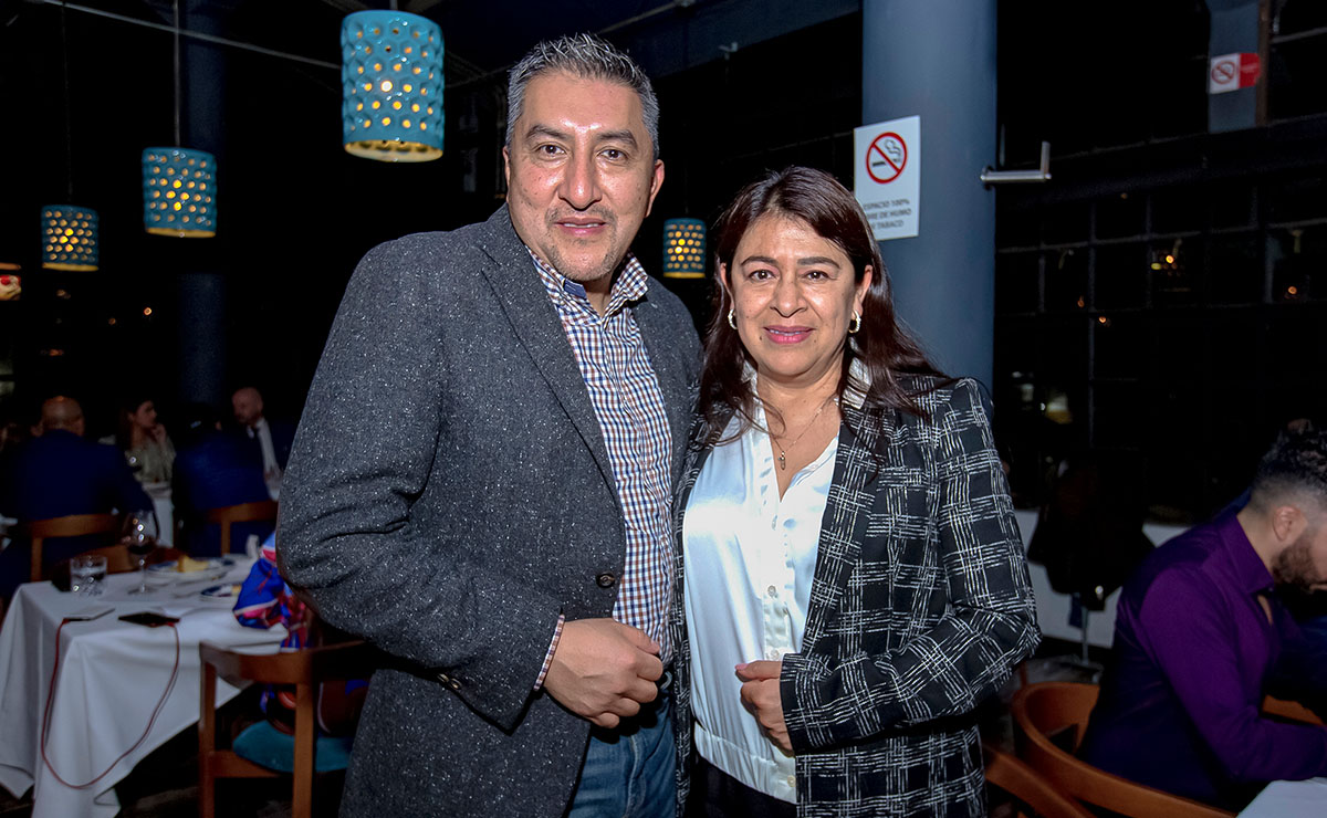 Bernardo Ramírez y Sara Flores