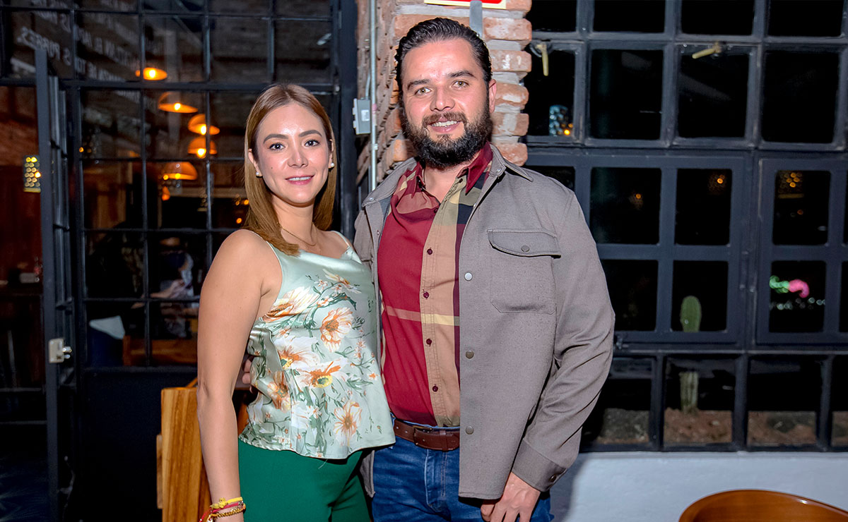 Emanuel Lukie y Lluvia Flores