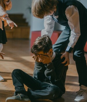 Acoso escolar: Señales de alerta que indican que tu hijo sufre de bullying. (Foto: Pexels).