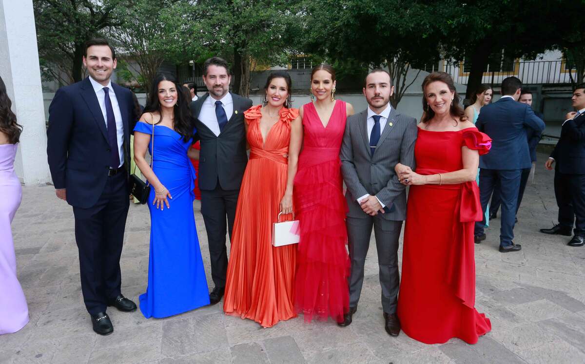 Daniel Williams, Olivia Williams, Roberto Elizondo, Pao Villarreal, Paulina Zaragoza, Mauricio Villarreal y Patricia Marcos