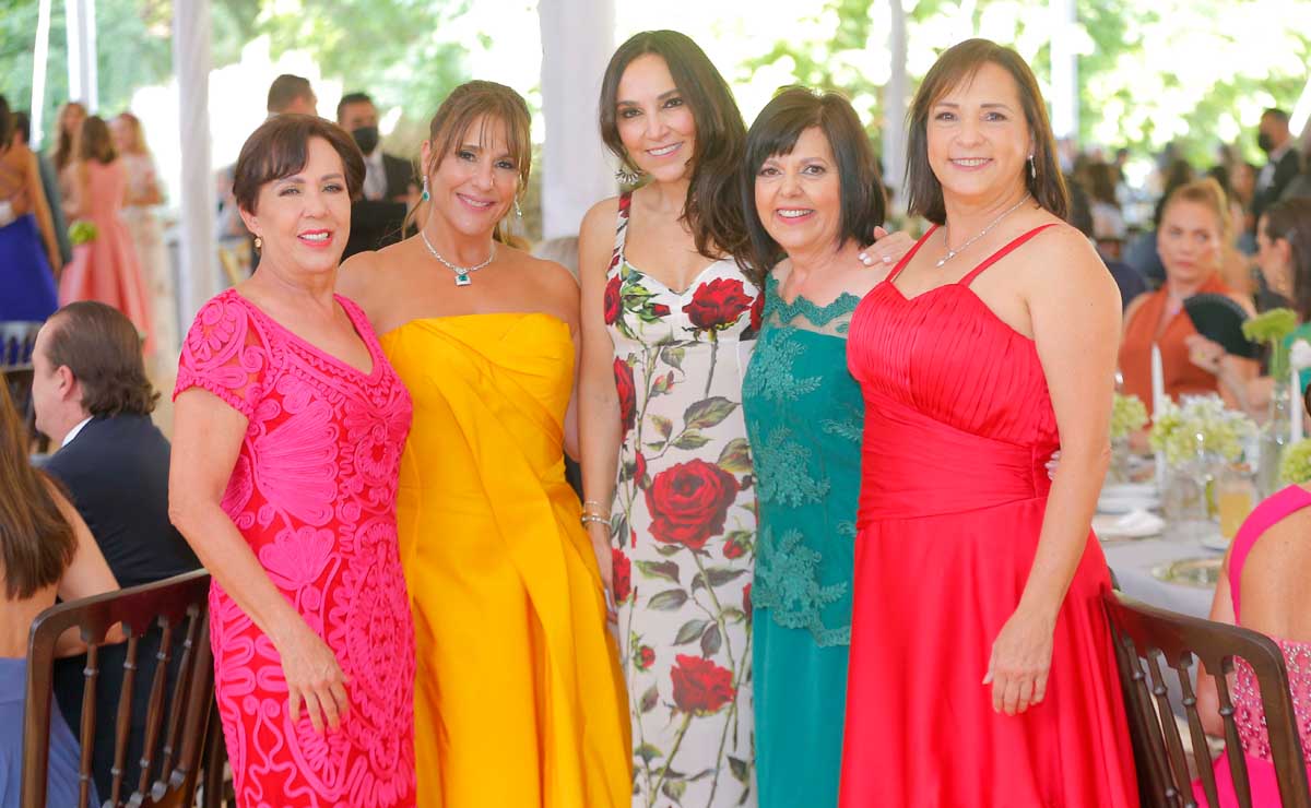 Esthela Casas, Miriam Guajardo de Garza, Diana García, Ana Lucía Casas y Laura de la Garza / Fotos: Daniel Saldívar