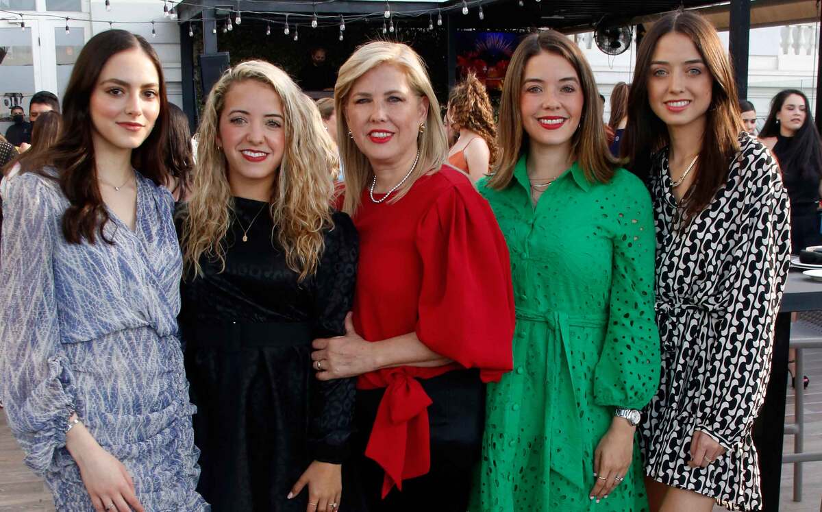 Fernanda González, Jimena Villarreal, Lorena Noyola, Mariana Villarreal de Reiter y Andrea Villarreal