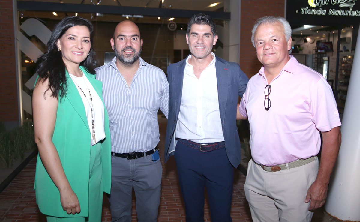Mara, Francisco, Miguel y Pablo