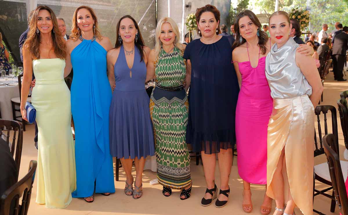 Marisol Torre, Chachi Garza, Loretto Garza, Laura González, Maricela González, Bárbara Navarro e Hilda Martínez / Fotos: Daniel Saldívar