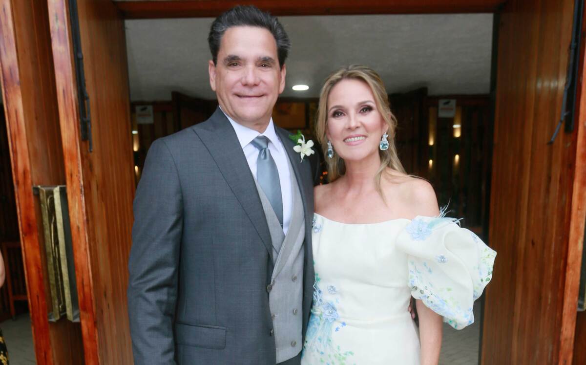 Papás del novio. Bernardo Guerra y Graciela García de Guerra