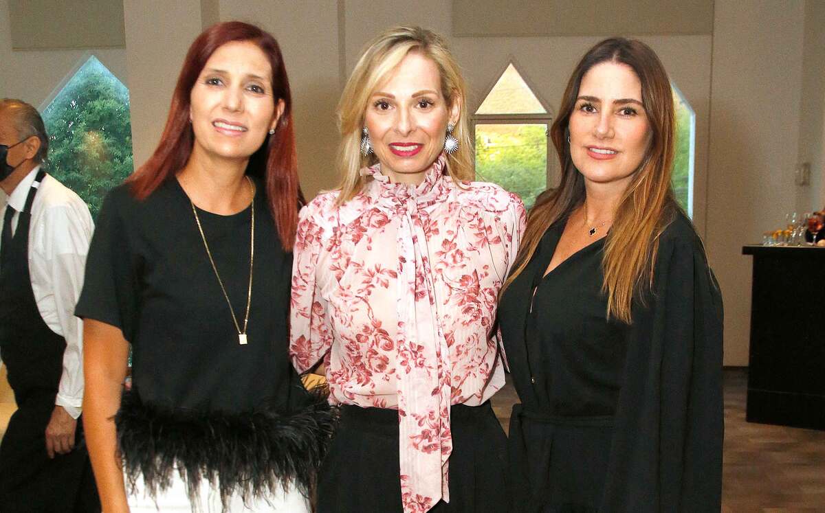 Paulina Farías de Chapa, María Kuri y Alejandra Hinojosa de Gutiérrez