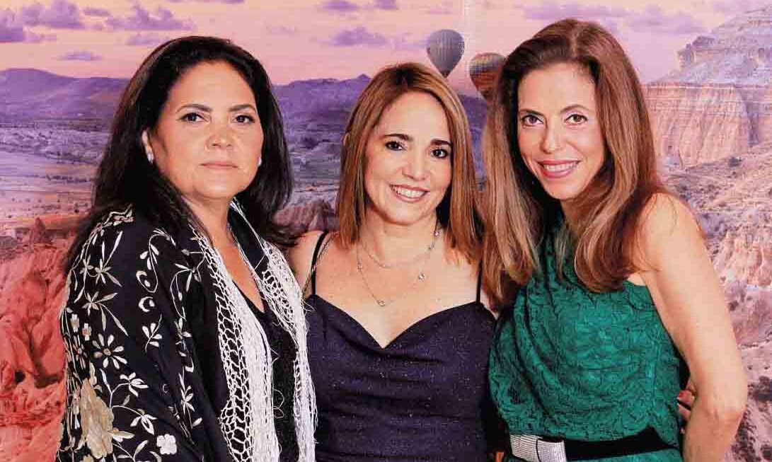Alejandra Leal, Mariana Fernández y Lucy Nader / Foto: José Chang