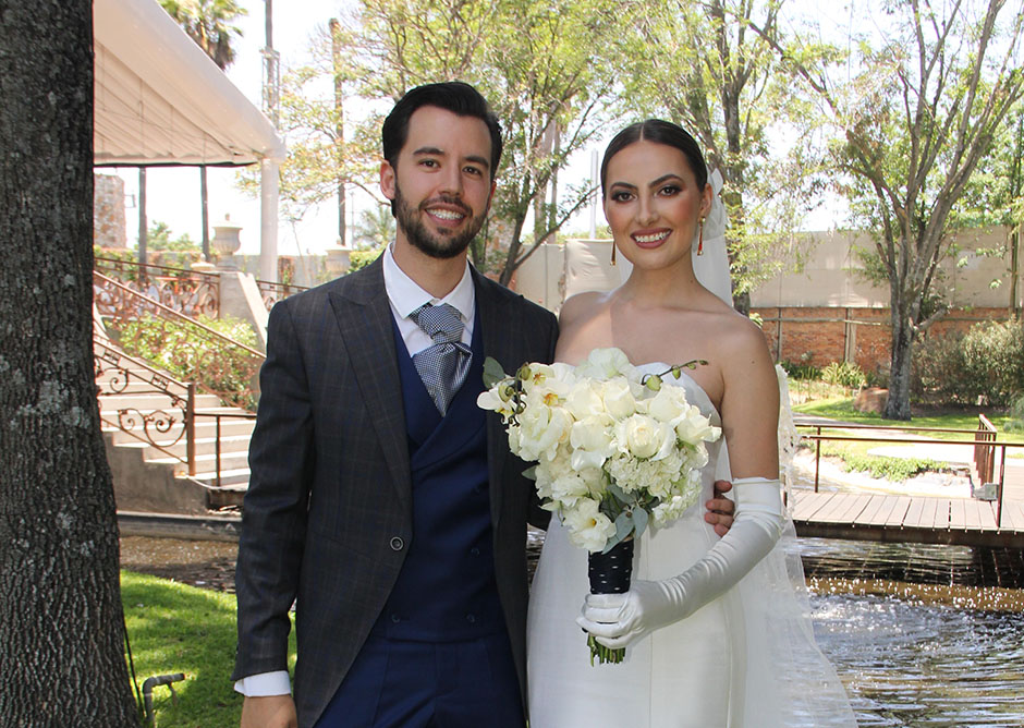 01 Juan Pedro Azcona y Alexa Arauz