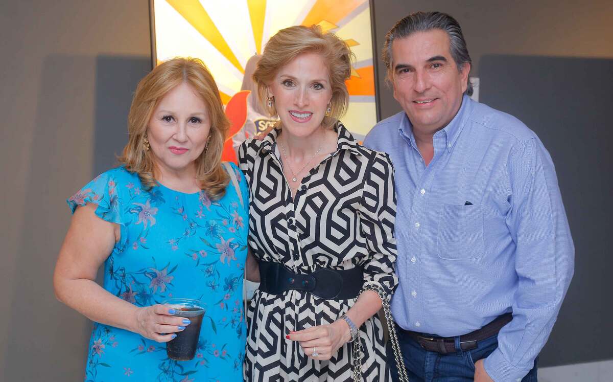 Lily Ayala, Alejandra Maiz de Lozano y Jorge Lozano