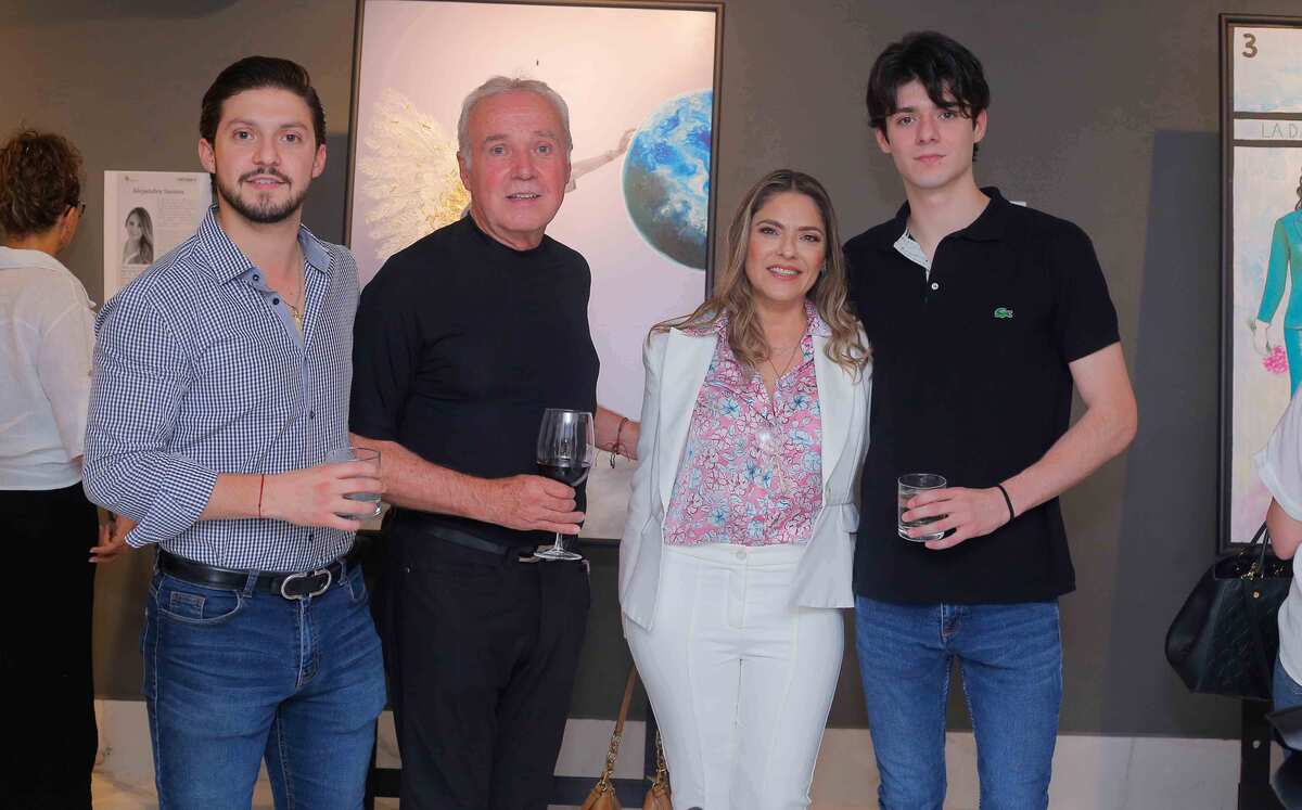 Marcelo Vignau, Antonio Vignau, Alba Vignau y Patricio Vignau