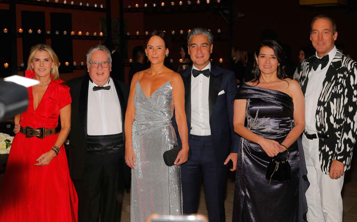 Ray Smith, Pau Cueva, Gabriel Elizondo, Taiyana Pimentel y Mauricio Lobeira