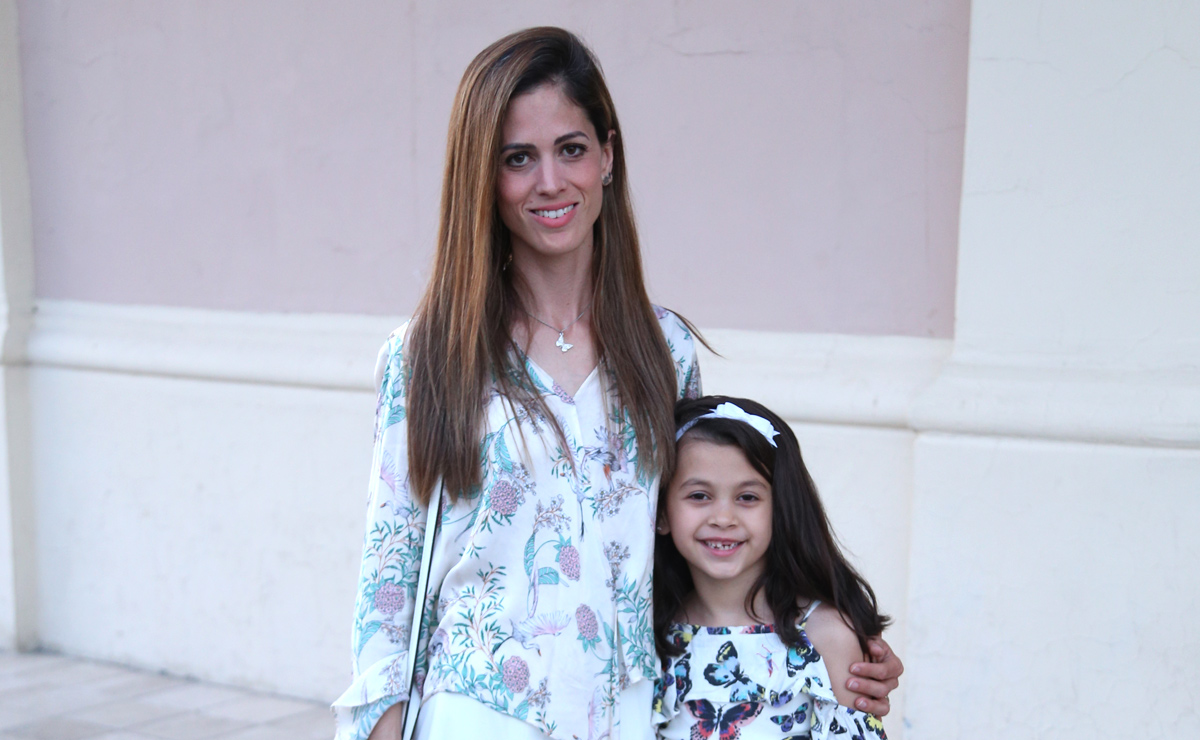 Mónica y Victoria