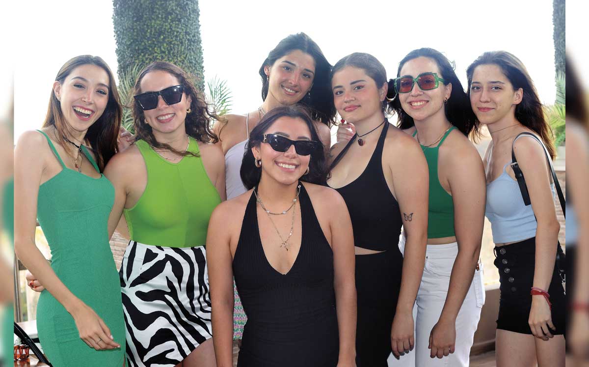 Regina Sabido, Mariana Medina, Ana Barrios, Paloma Santos, María Morales, Carla Reyes y Luisa Garza / Fotos: Dennis Hernández