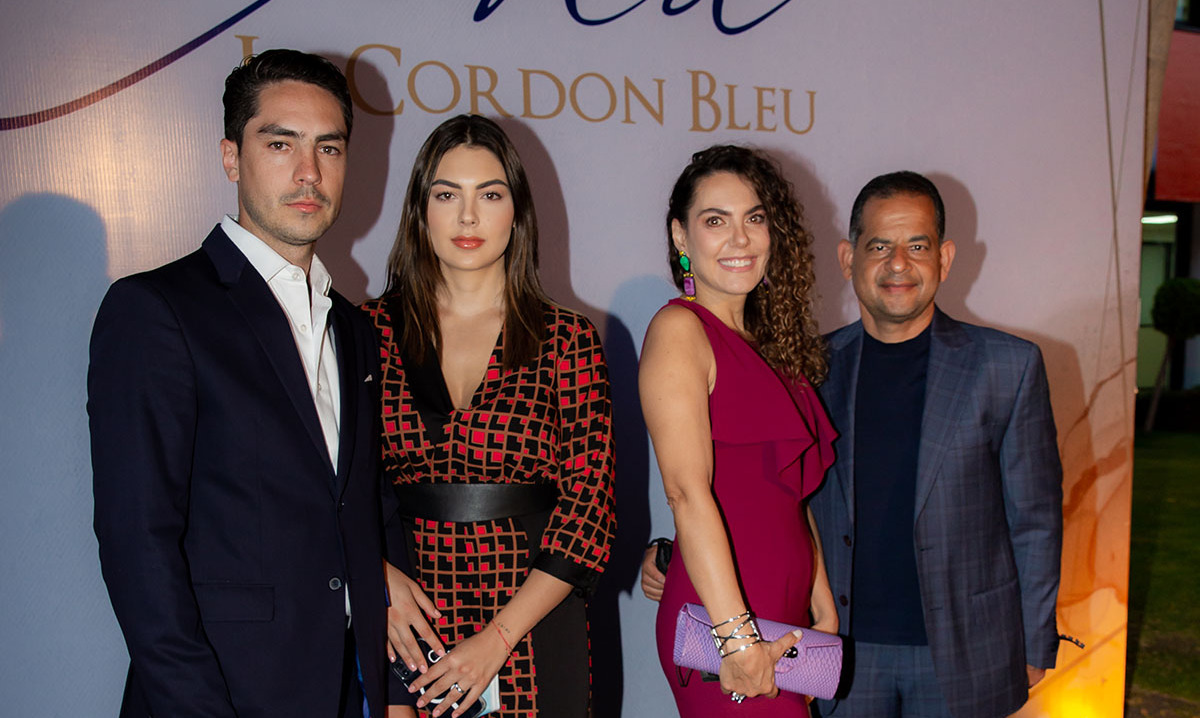 Diego, Jovana, Renata y Carlos