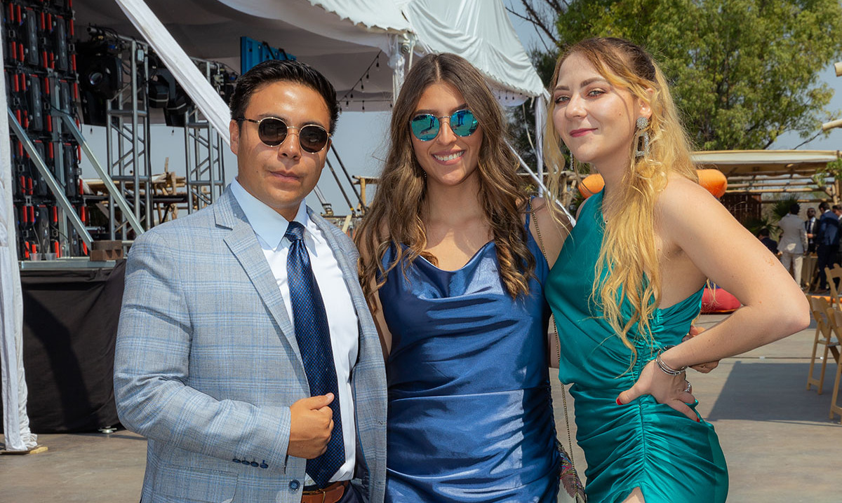 Carlos Valdez, Polette Ajiss y Carla Fernández