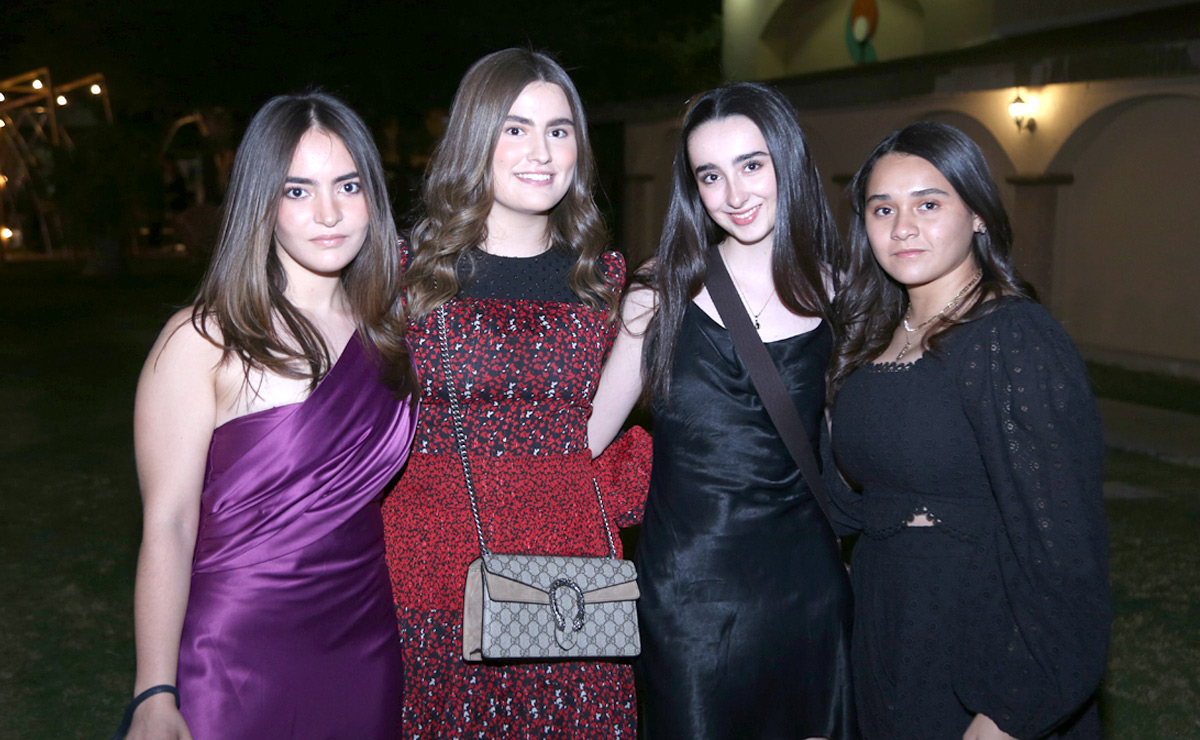María Renée, Luciana, Lorenza y Camila