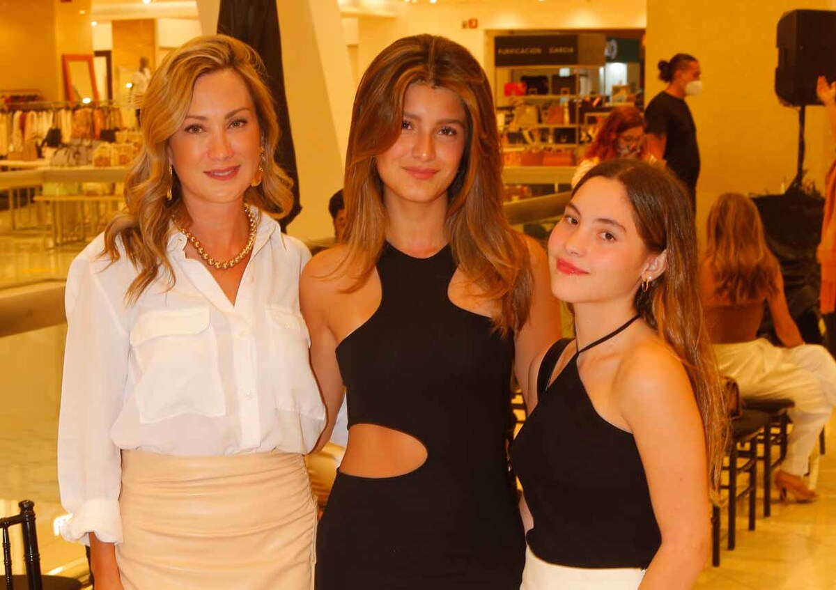 Maruza Martínez, Valeria Cid y Melissa Montalvo