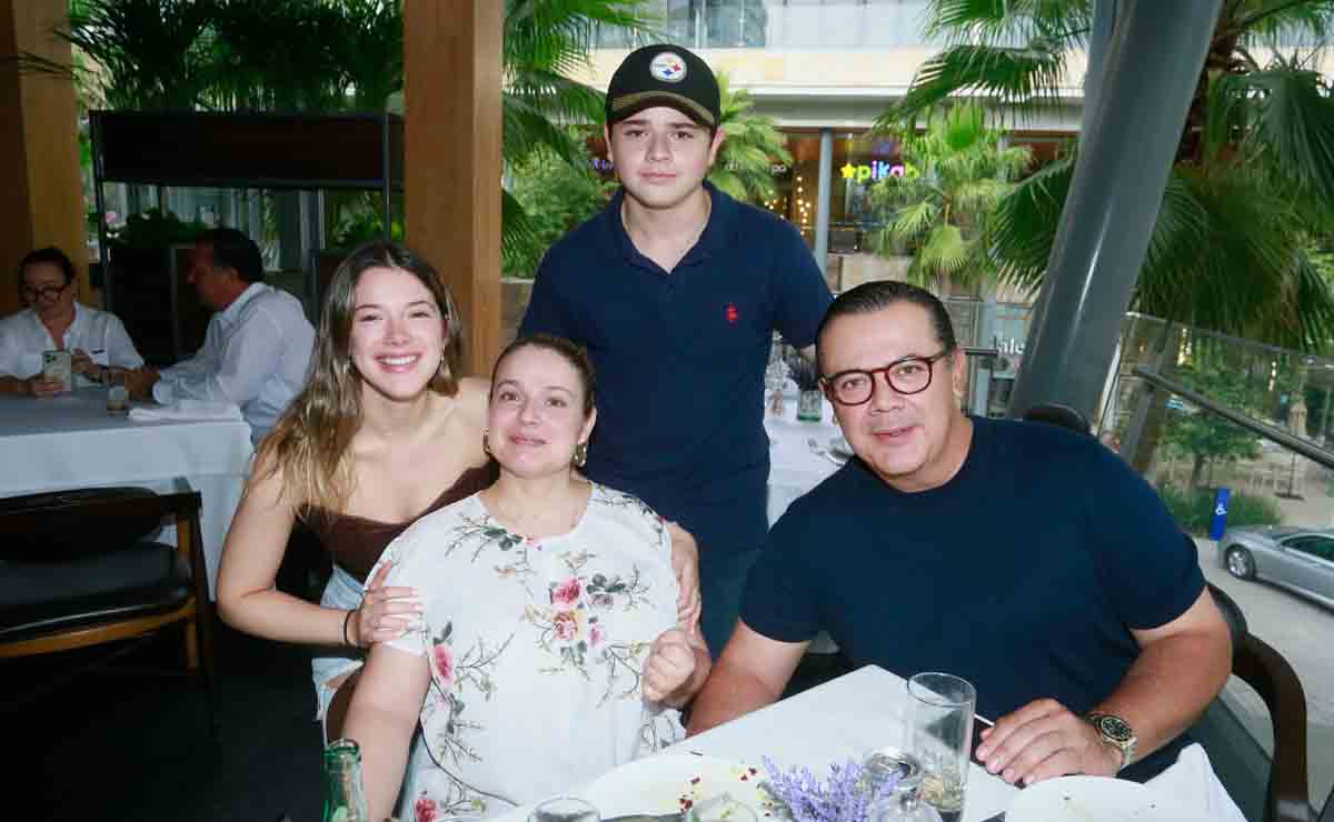 Valeria Gómez, Elizabeth Martínez, Alfonso Gómez y Alfonso Gómez / Fotos: Omar Valdez