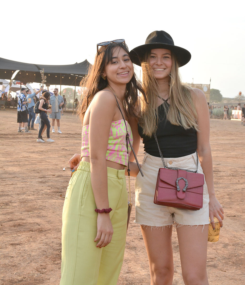 Daniela Torres y Camila Elizondo