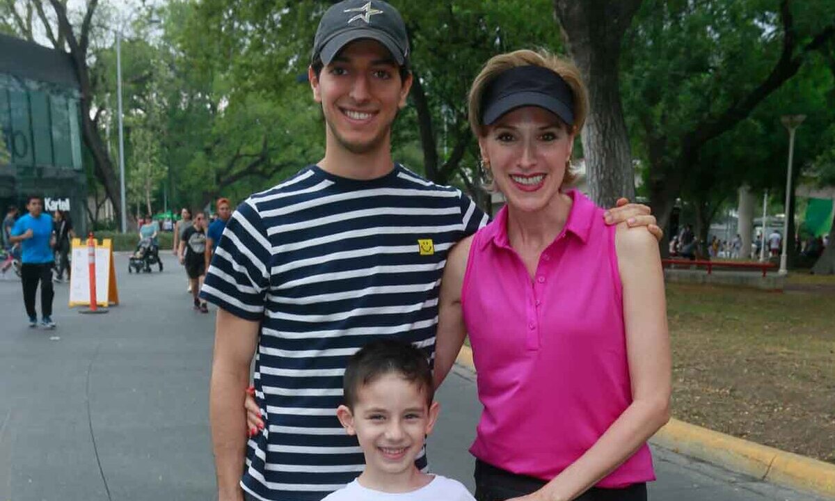 Adrián Lozano, Jorge Lozano y Alejandra Maiz de Lozano