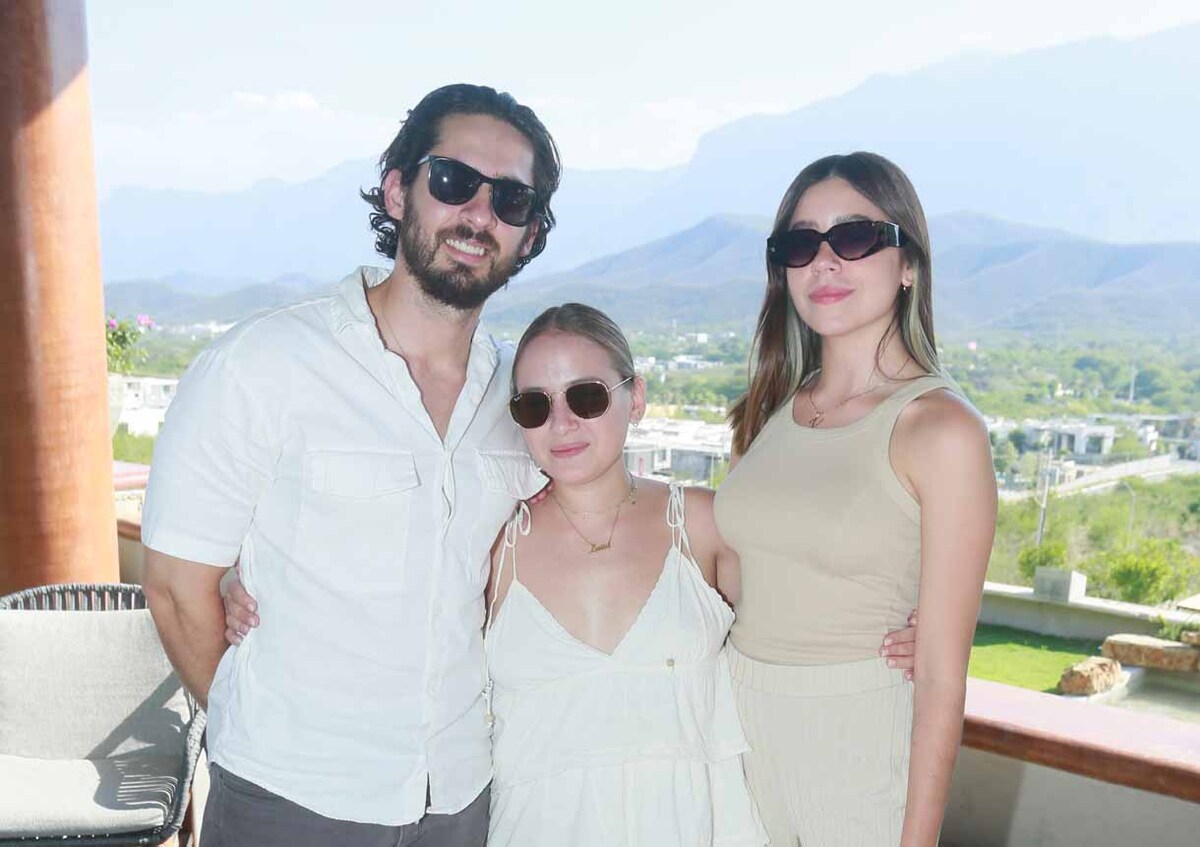 Miguel Rivero, Luisa Zazueta y Valeria Perusquía