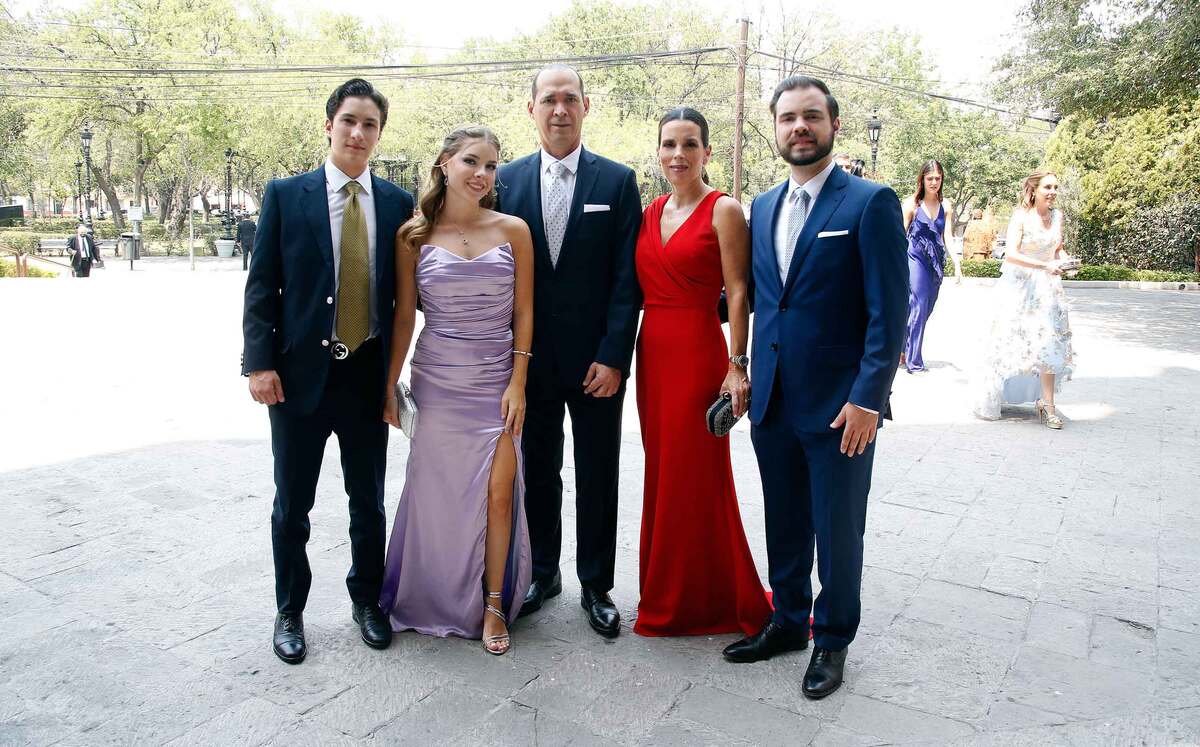 René Coindreau, Valeria Lobo, Fernando Lobo, Mariela Olais y Fernando Lobo