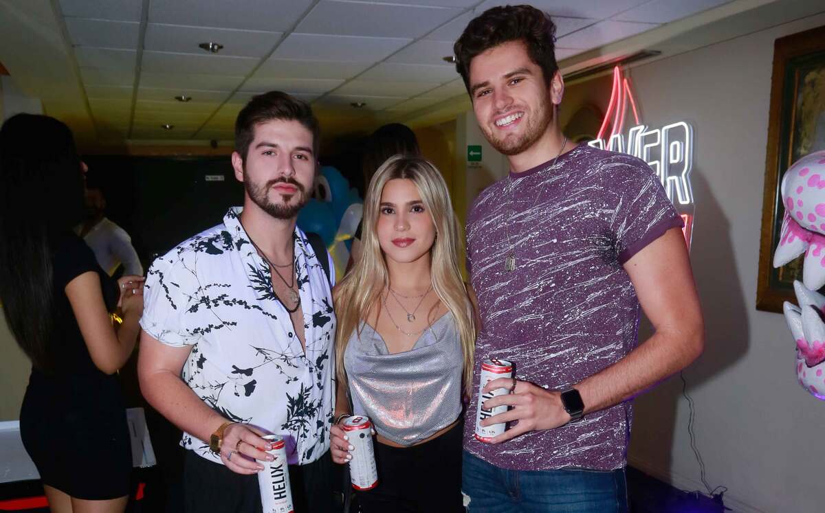 Shelvy Theriot, Dany Hernández y Fer García