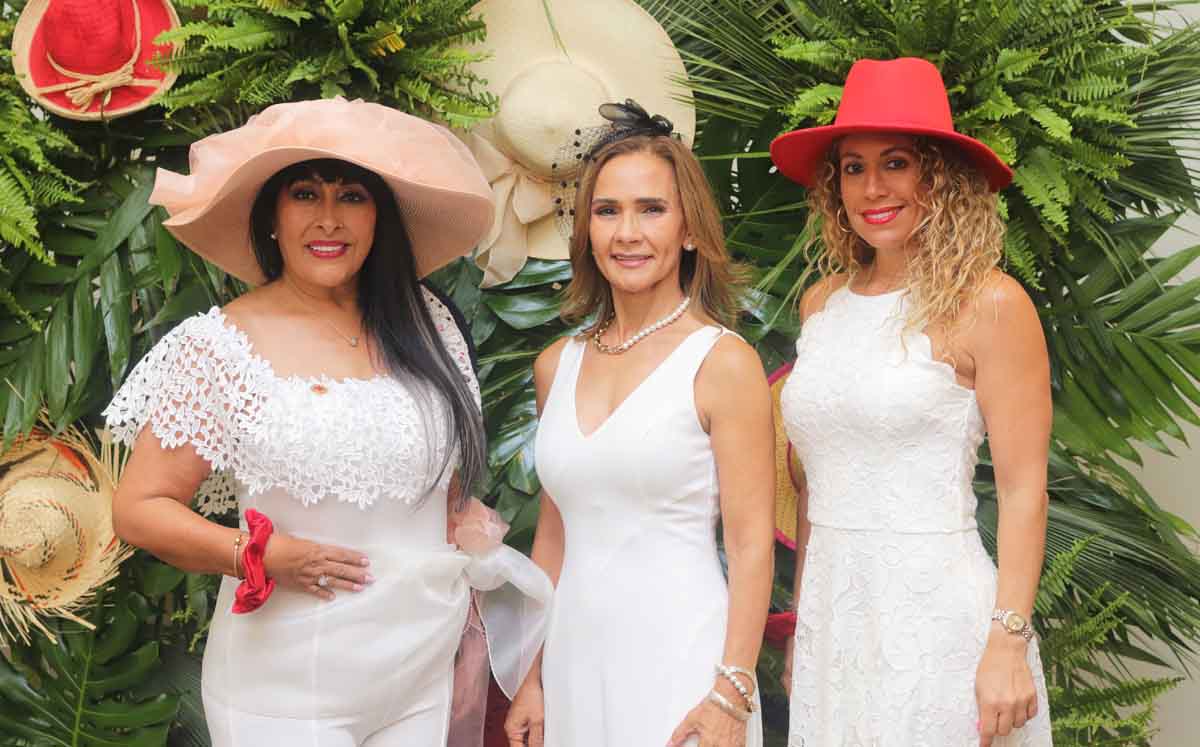 Juanita de Rodríguez, Nora Hilda Mejía y Marilú Ceja/ Foto: Dennis Hernández