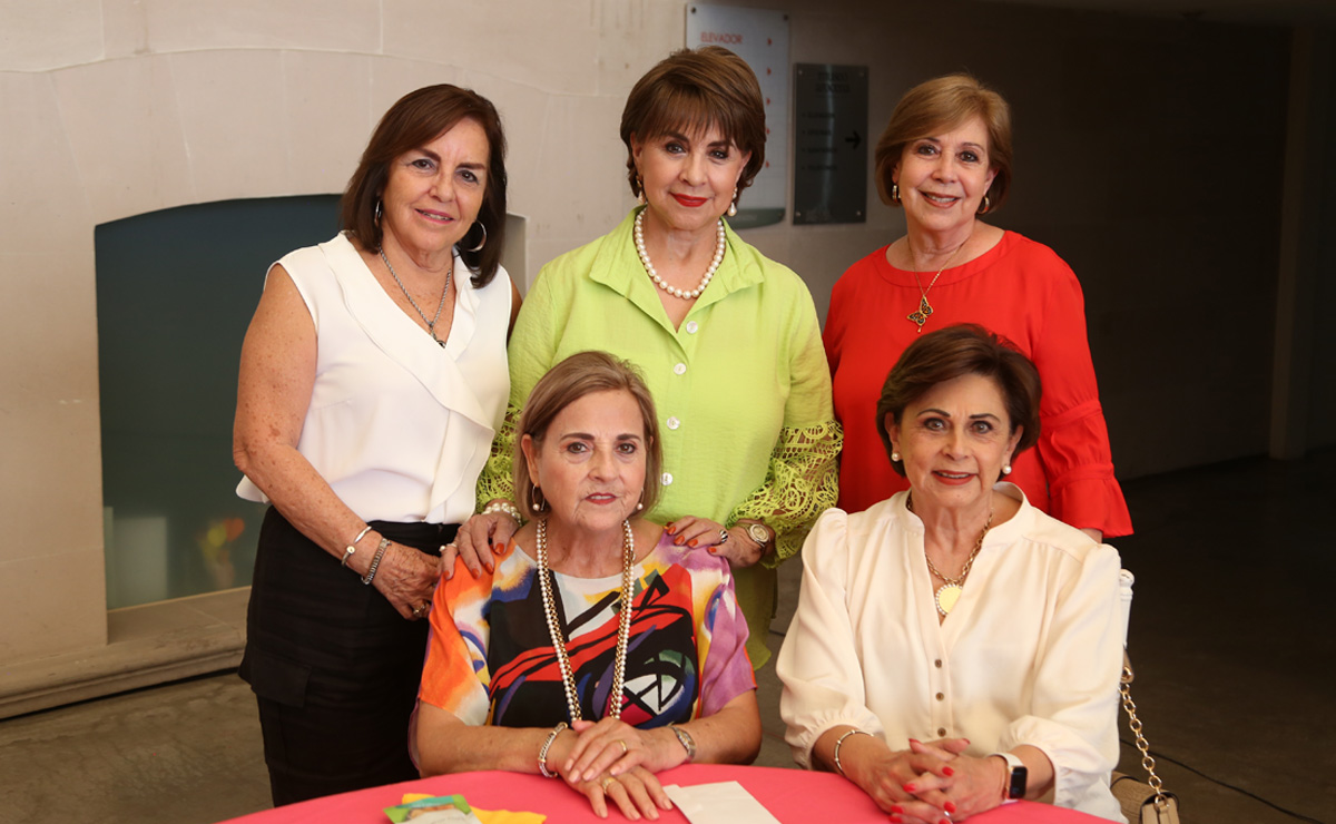 Alejandra, Licha, Susana, Rocío y Butsy