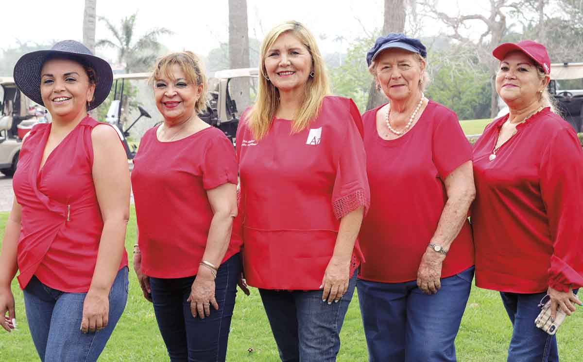 Judith Cervantes, Lupita De hoyos, Laura Acevedo, Noriney de la Garza y Hortensia Lara / Fotos: Dennis Hernández