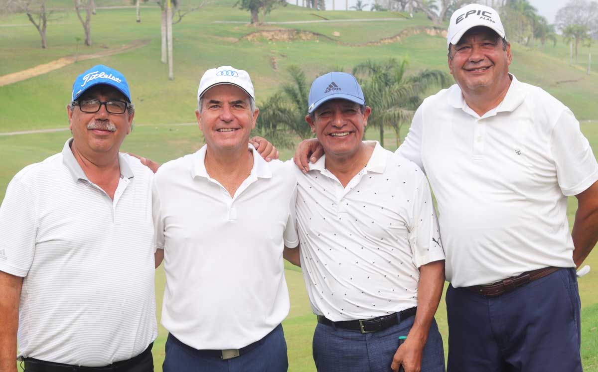 Ernesto Sarmiento, Oscar Pier, Salvador Kero y Jorge Gómez / Fotos: Dennis Hernández