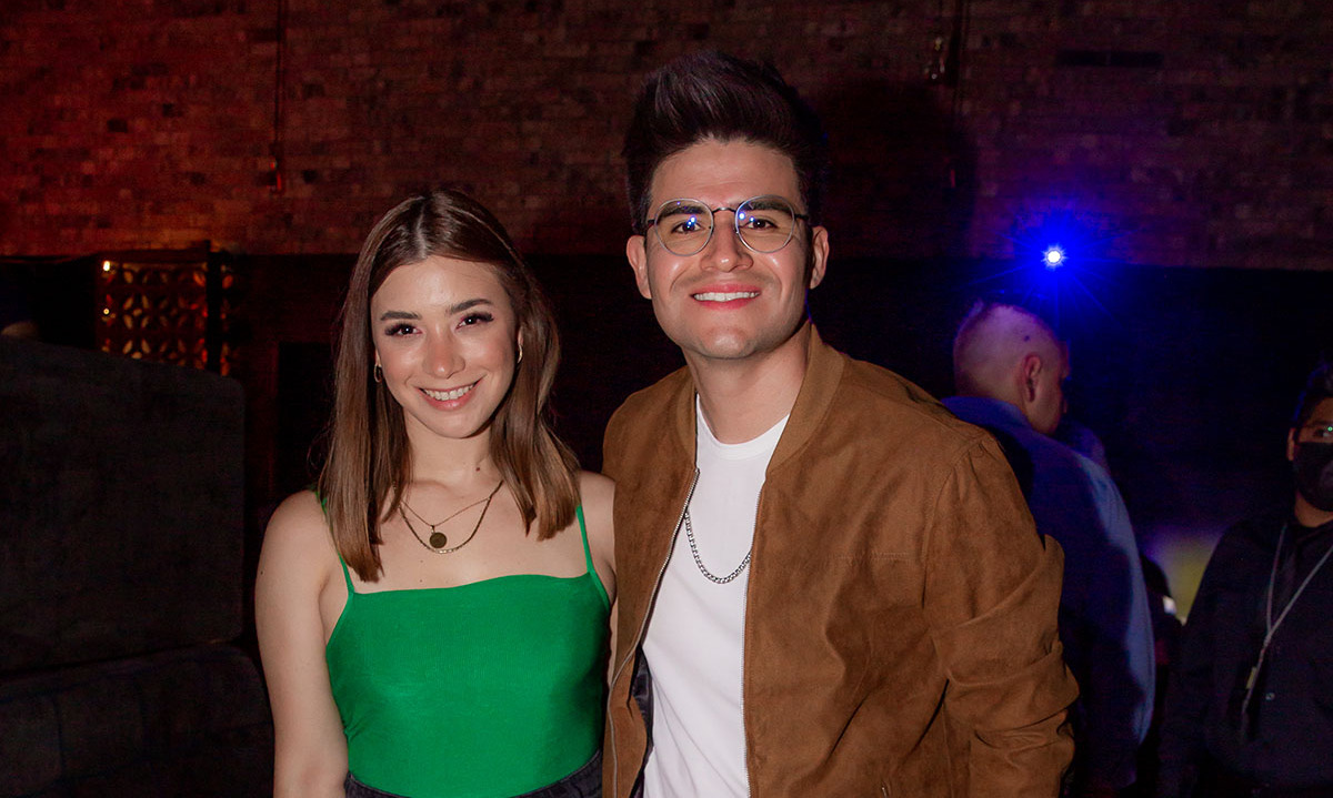 Sarahí Quintanilla y Adrián de Ita