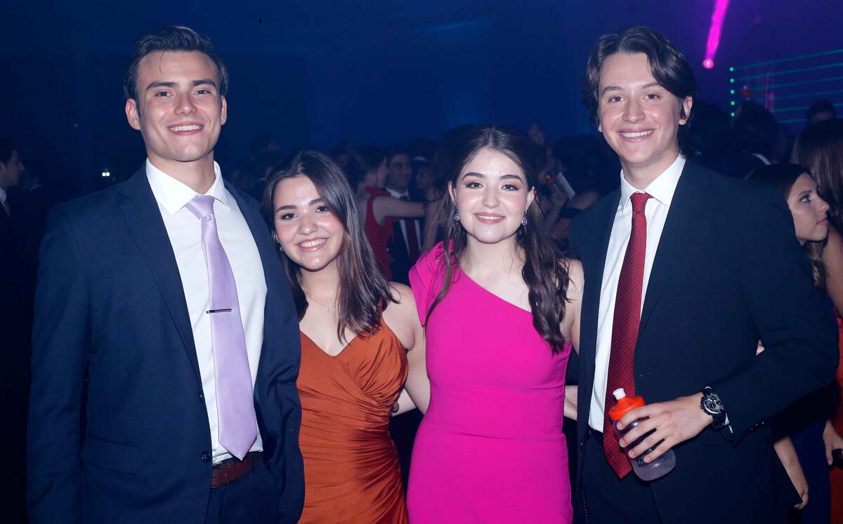 Cristóbal Lelevier, Sofía Luna, Daniela Treviño y Julio Álvarez