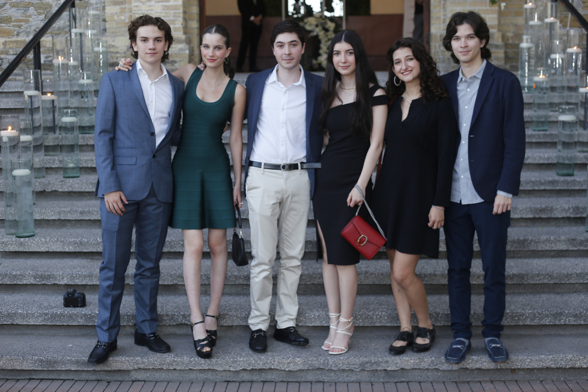 Federico Becerra, Mikaela Montemayor, Guillermo Canales, Luisa Fernández, Inés Bárcena y Matías Montemayor