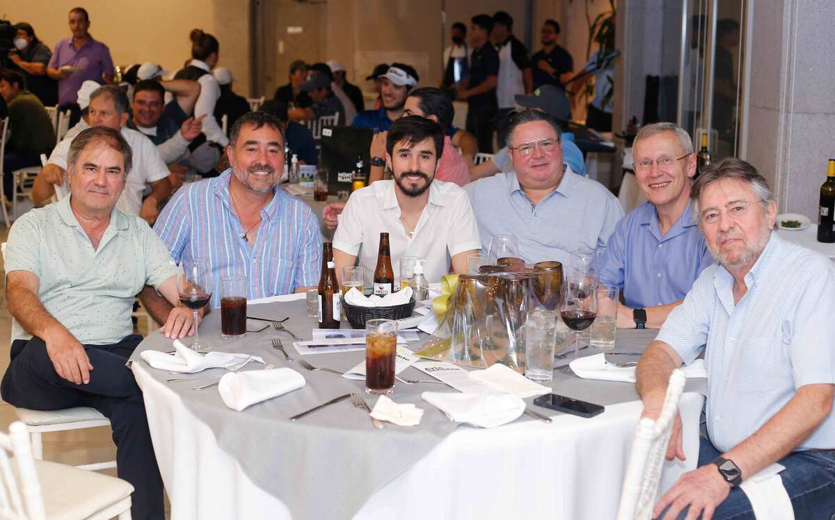 Javier Leal, Alejandro Villarreal, Alejandro Villarreal, Agustín Flores, Juan Antonio Andrade y Francisco Cue